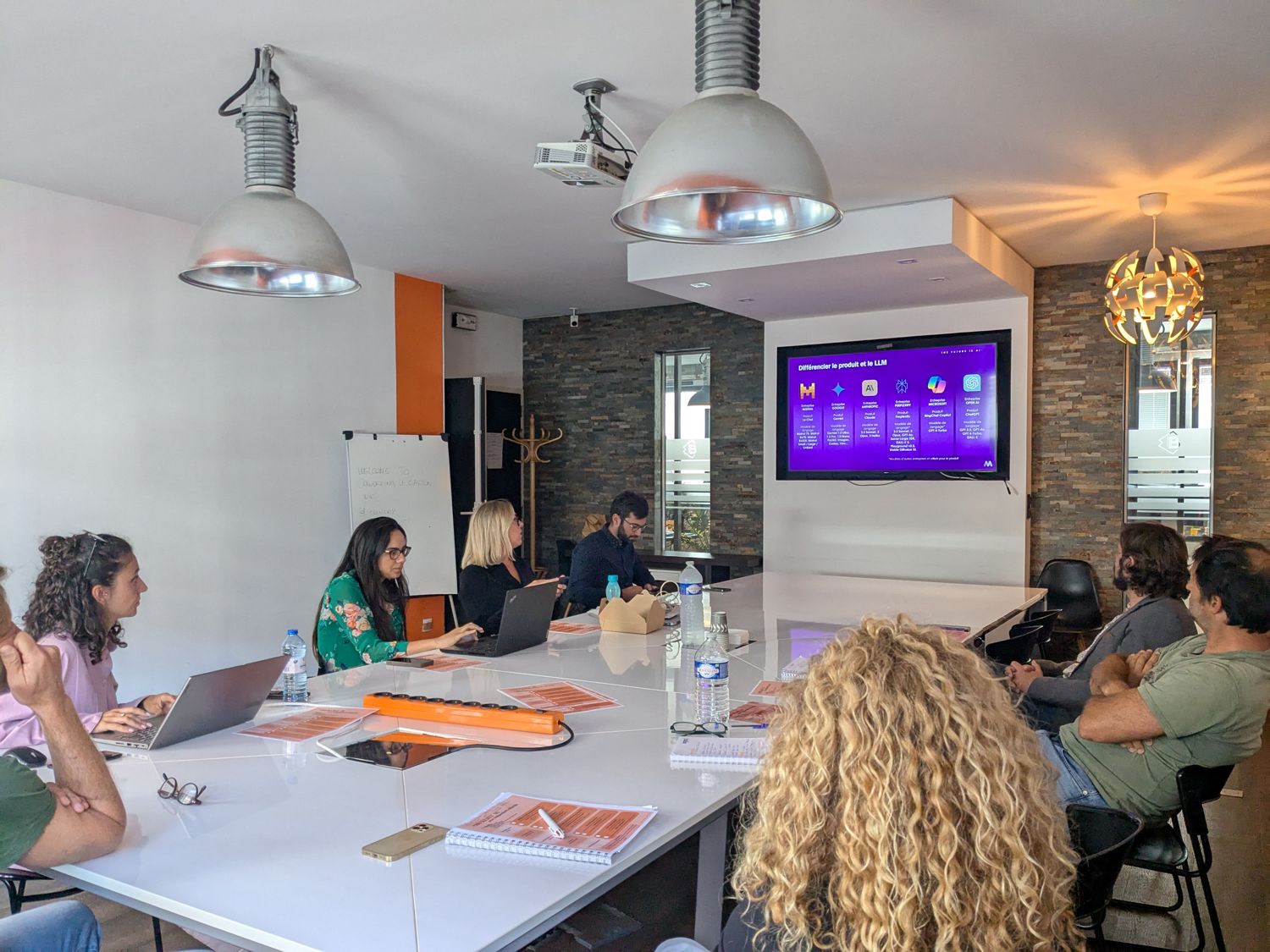 Atelier en salle de formation au Bastion
